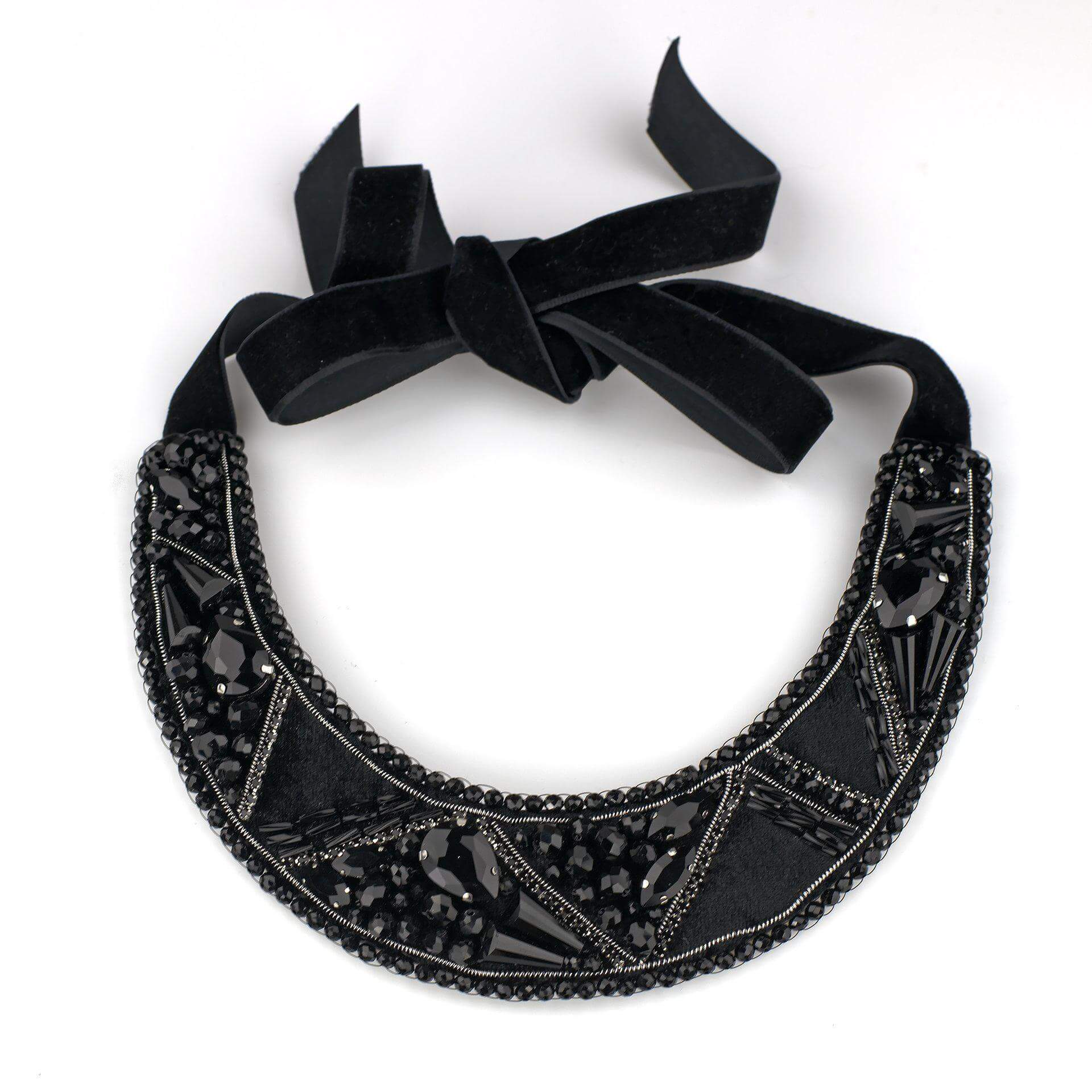 Fenix ​​Deep black - necklace - LaVashka.com